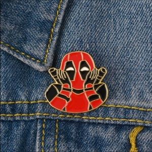 Deadpool pin.